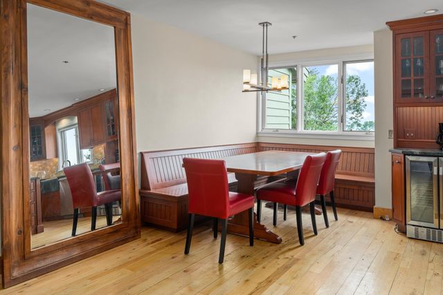 51 Village Square, Stratton, VT 05155