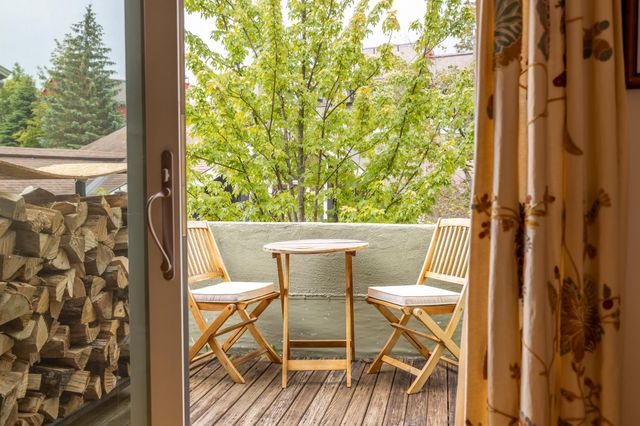 51 Village Square, Stratton, VT 05155