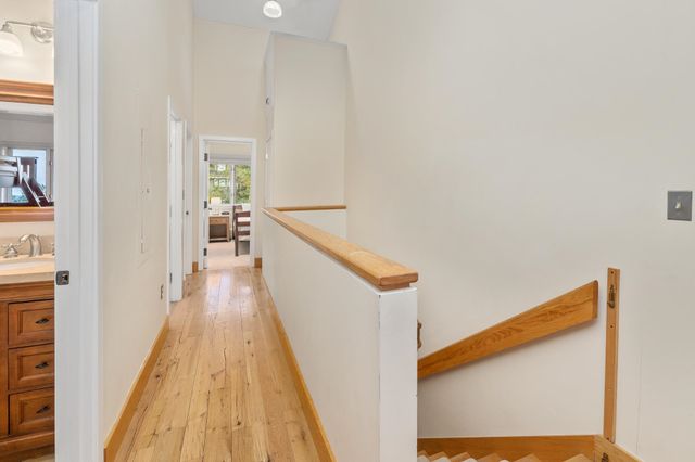 51 Village Square, Stratton, VT 05155