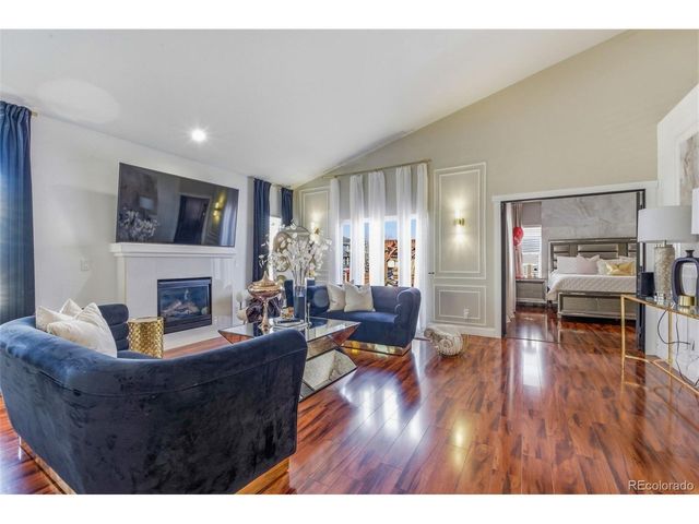 9727 Joliet Cir, Commerce City, CO 80022