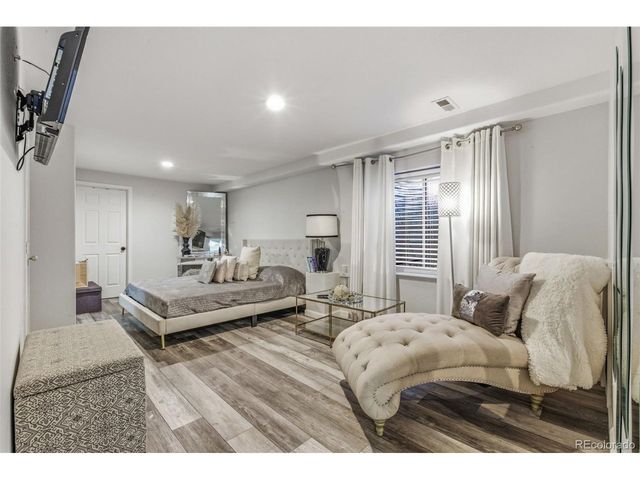 9727 Joliet Cir, Commerce City, CO 80022