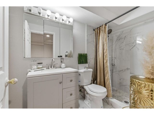 9727 Joliet Cir, Commerce City, CO 80022