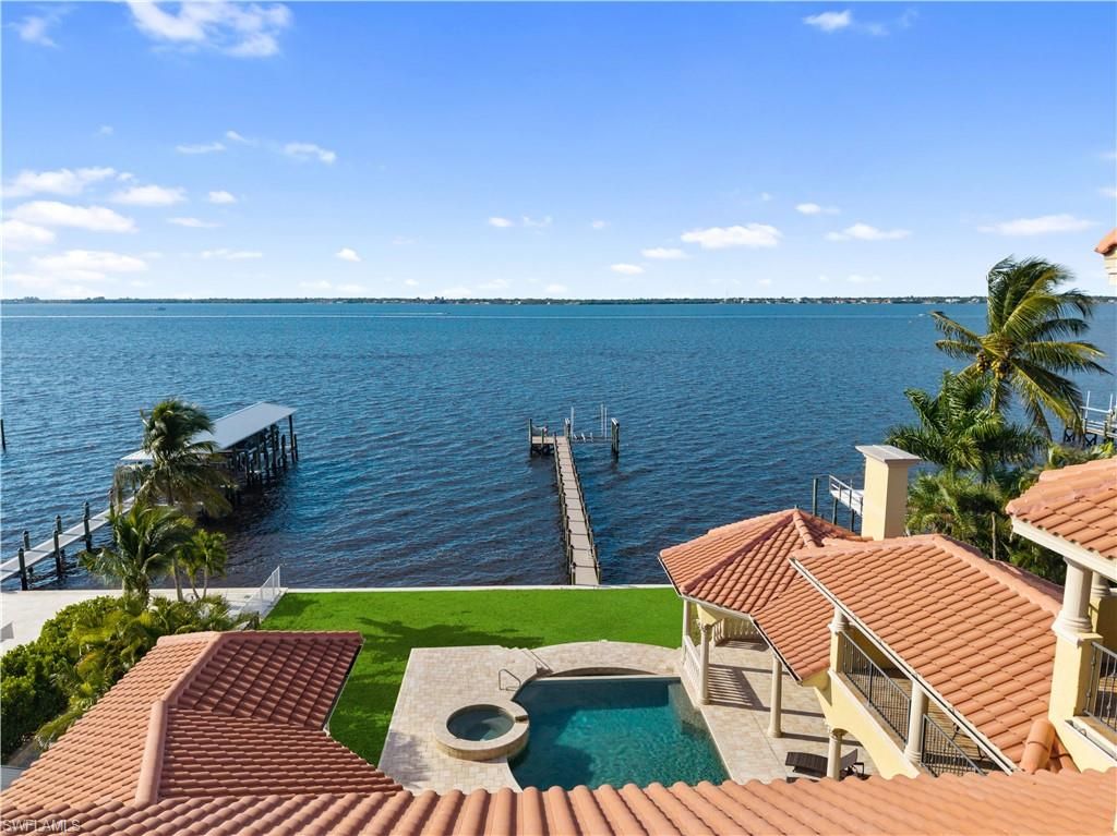 2704 Shriver DR, FORT MYERS, FL 33901 — photo 3