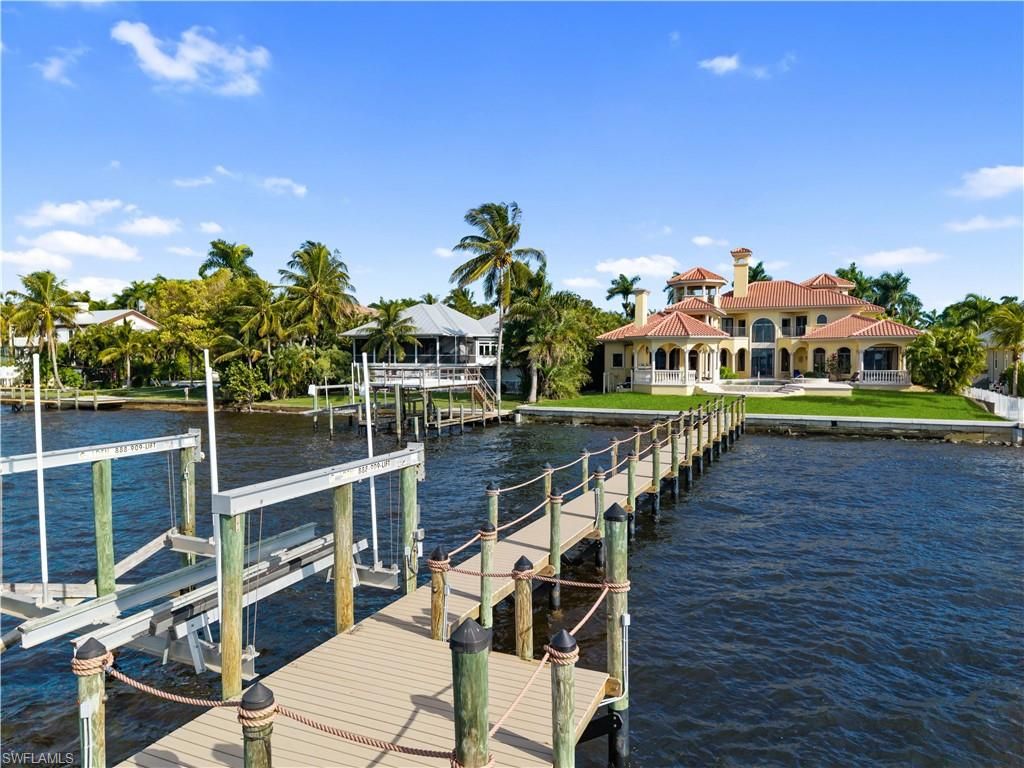 2704 Shriver DR, FORT MYERS, FL 33901 — photo 5