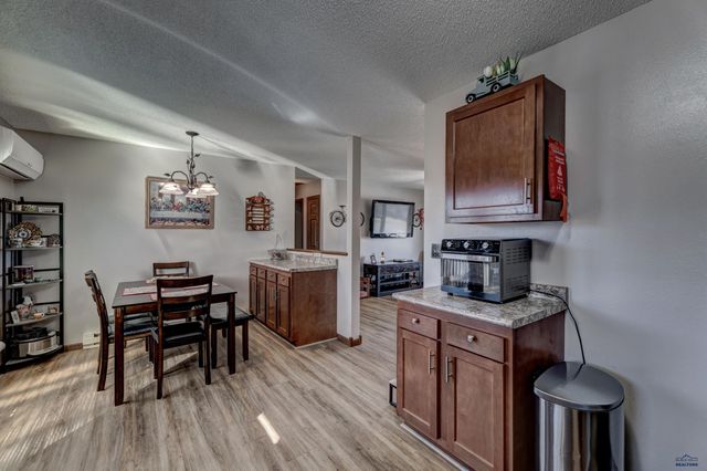 779 SEAHAWK DR, Rapid City, SD 57701