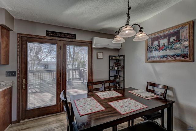 779 SEAHAWK DR, Rapid City, SD 57701