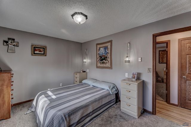 779 SEAHAWK DR, Rapid City, SD 57701