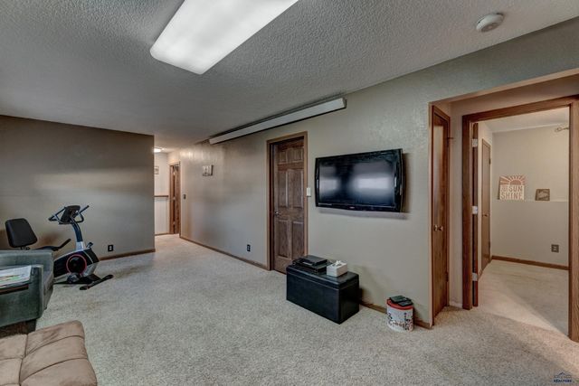 779 SEAHAWK DR, Rapid City, SD 57701