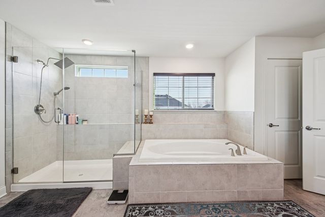 1842 Coralito Lane, Elgin, IL 60124