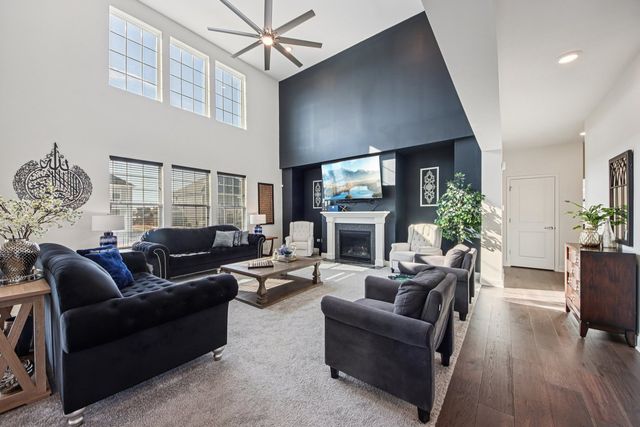 1842 Coralito Lane, Elgin, IL 60124