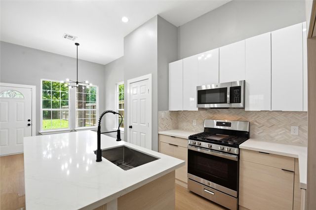 4336 Maggie Street, Houston, TX 77051