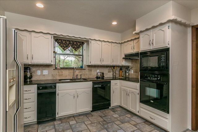 109 Caprock Lane, Amarillo, TX 79118