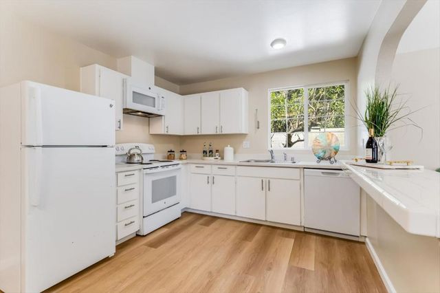 1314 Old Abbey Place, San Jose, CA 95132