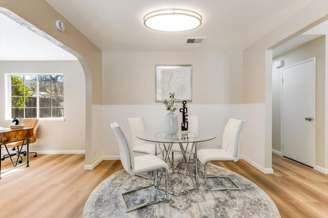 1314 Old Abbey Place, San Jose, CA 95132