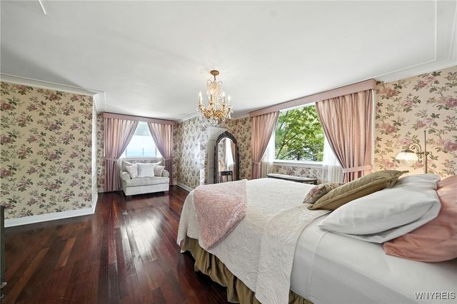 4261 Lake Shore Road, Hamburg, NY 14075