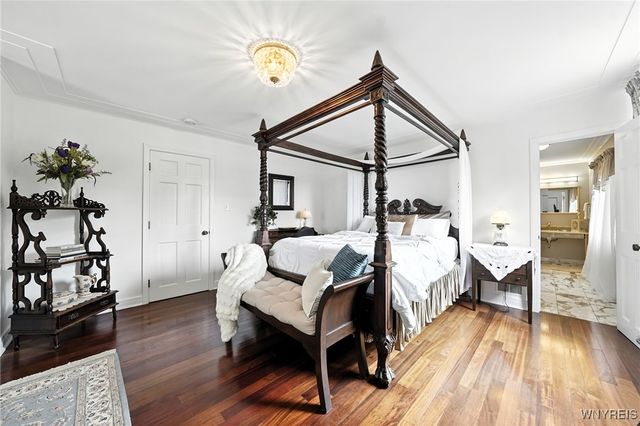 4261 Lake Shore Road, Hamburg, NY 14075