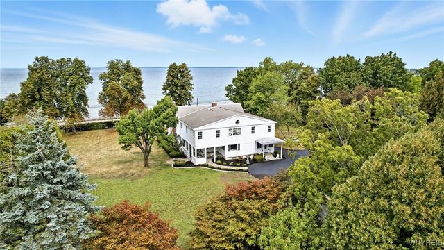 4261 Lake Shore Road, Hamburg, NY 14075