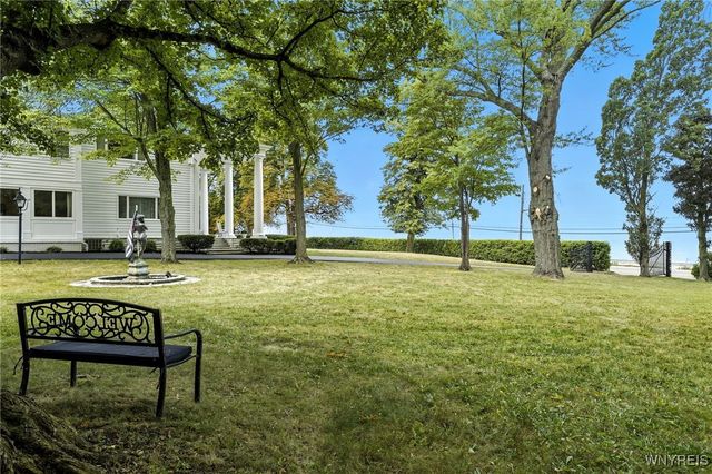 4261 Lake Shore Road, Hamburg, NY 14075