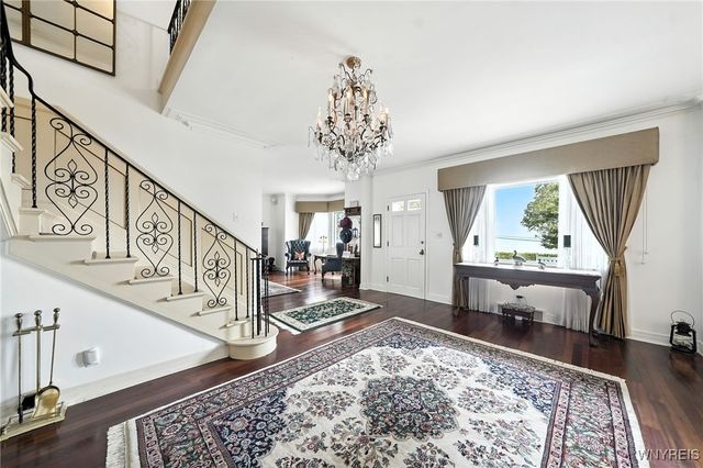 4261 Lake Shore Road, Hamburg, NY 14075