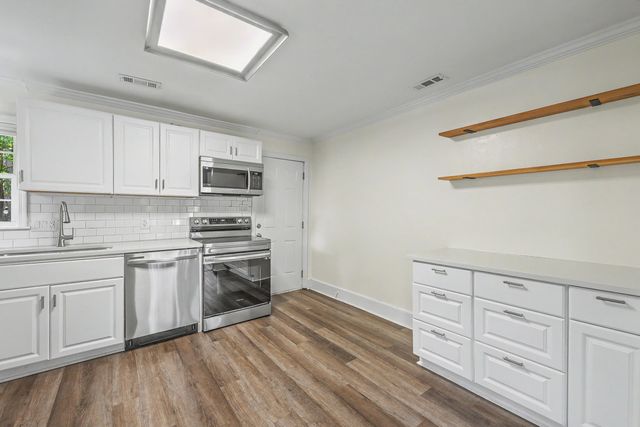 1609 Pineview Road, Charleston, SC 29407