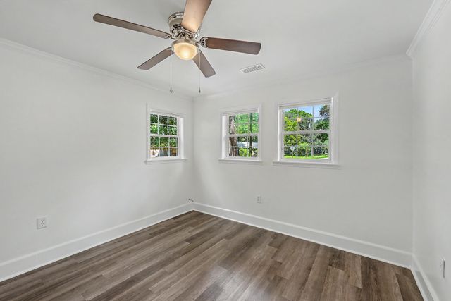1609 Pineview Road, Charleston, SC 29407