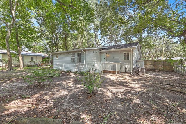 1609 Pineview Road, Charleston, SC 29407
