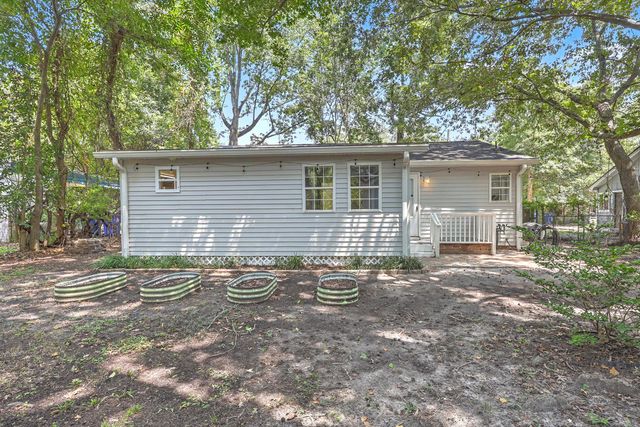 1609 Pineview Road, Charleston, SC 29407