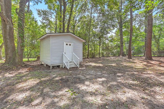 1609 Pineview Road, Charleston, SC 29407