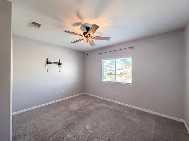 1187 Bordeaux Ct, Olivehurst, CA 95961