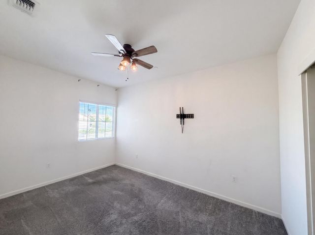 1187 Bordeaux Ct, Olivehurst, CA 95961