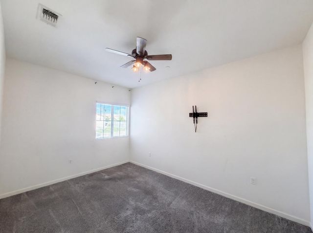 1187 Bordeaux Ct, Olivehurst, CA 95961