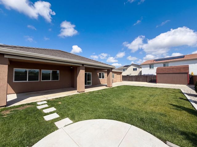 1187 Bordeaux Ct, Olivehurst, CA 95961