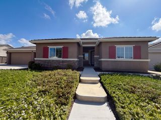1187 Bordeaux Ct, Olivehurst, CA 95961