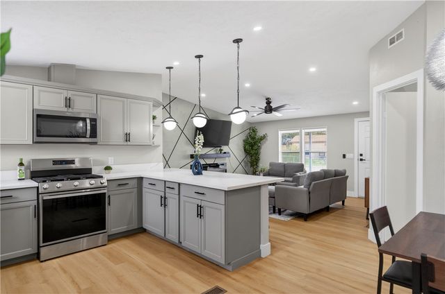 5737 S Loop Lane, Fort Mohave, AZ 86426