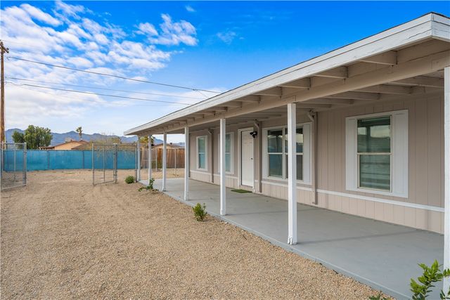 5737 S Loop Lane, Fort Mohave, AZ 86426