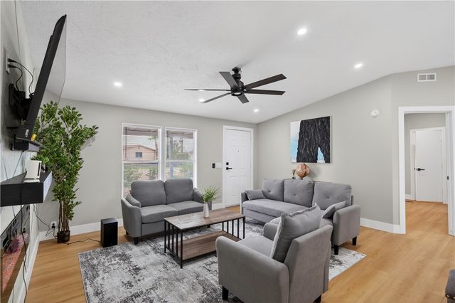 5737 S Loop Lane, Fort Mohave, AZ 86426