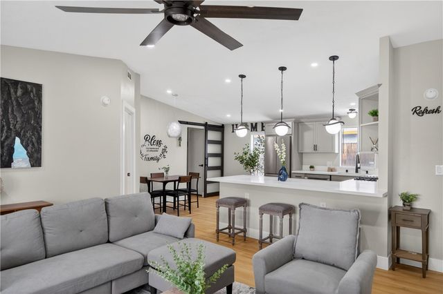 5737 S Loop Lane, Fort Mohave, AZ 86426