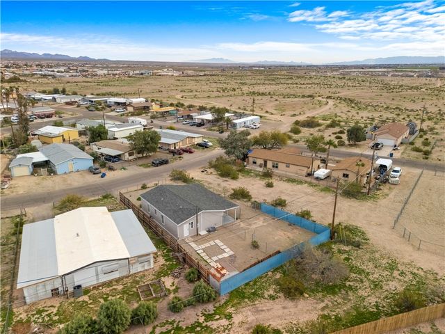 5737 S Loop Lane, Fort Mohave, AZ 86426