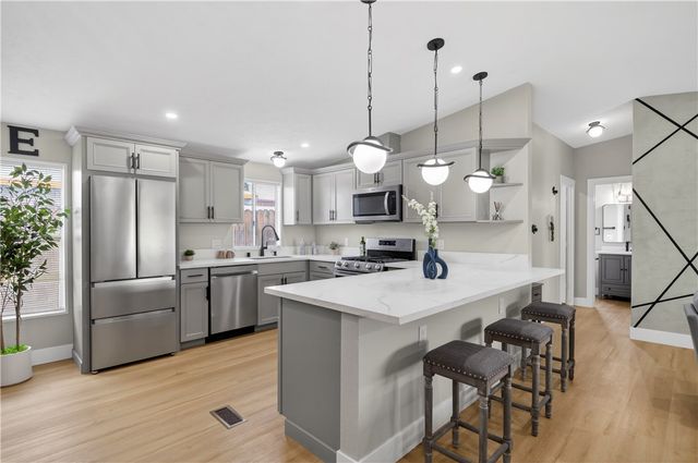 5737 S Loop Lane, Fort Mohave, AZ 86426