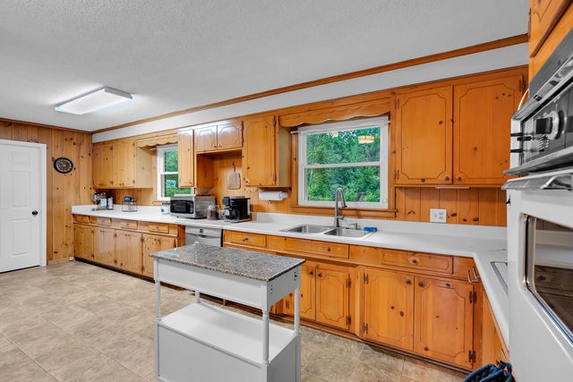 3641 New Cut Road, Inman, SC 29349