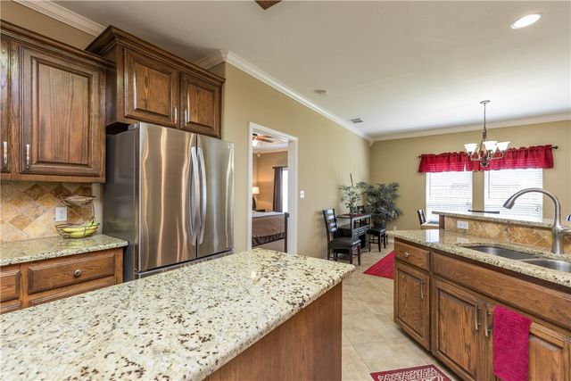 5801 Montserrat Dr, Corpus Christi, TX 78414