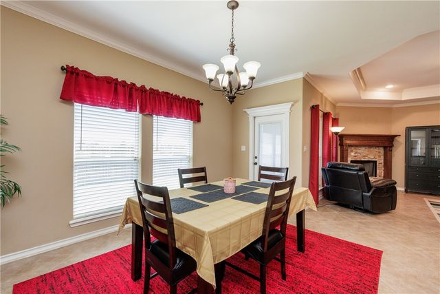 5801 Montserrat Dr, Corpus Christi, TX 78414
