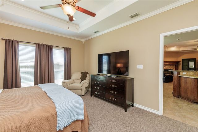 5801 Montserrat Dr, Corpus Christi, TX 78414