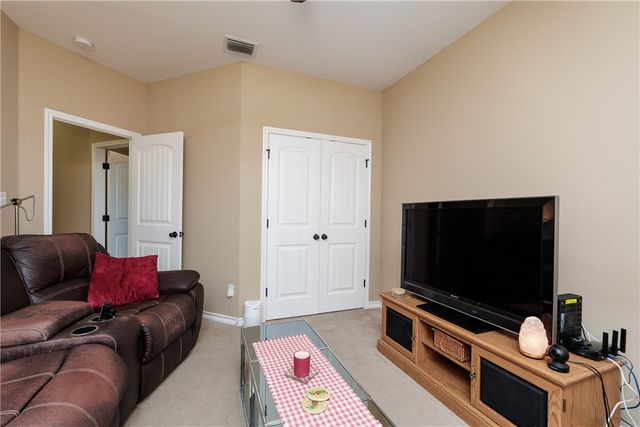 5801 Montserrat Dr, Corpus Christi, TX 78414