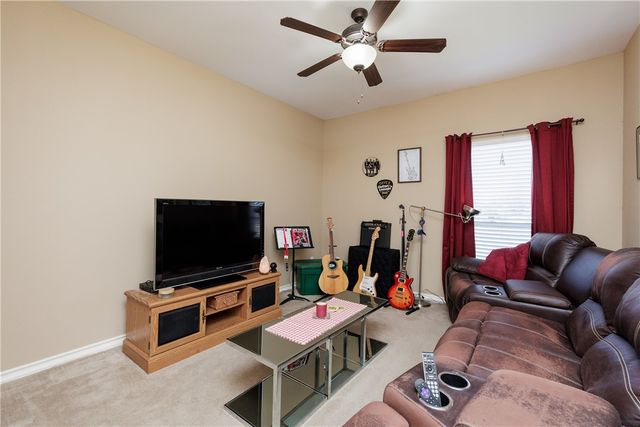 5801 Montserrat Dr, Corpus Christi, TX 78414