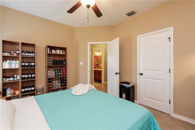 5801 Montserrat Dr, Corpus Christi, TX 78414