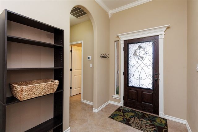 5801 Montserrat Dr, Corpus Christi, TX 78414