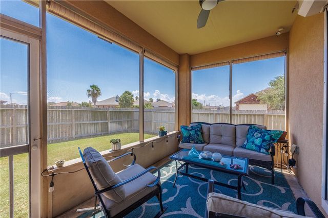 5801 Montserrat Dr, Corpus Christi, TX 78414