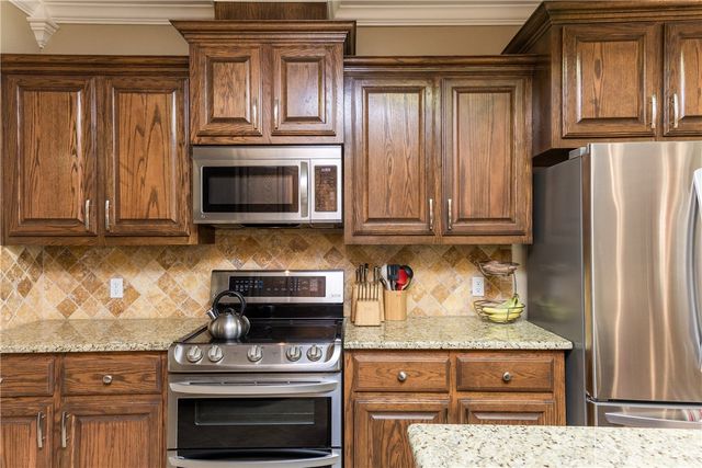 5801 Montserrat Dr, Corpus Christi, TX 78414