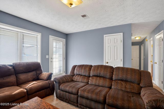 416 Bethlehem Rd, Waco, KY 40385